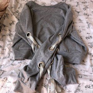 Long-Sleeve Grey Sweater with Ribbon Details